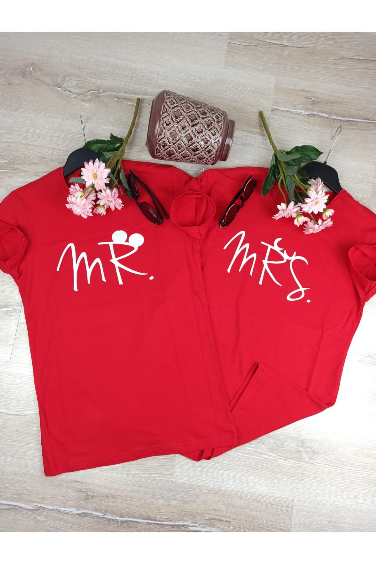 Sevgili Kombini Tişört Mr. Mrs. Baskılı Kırmızı