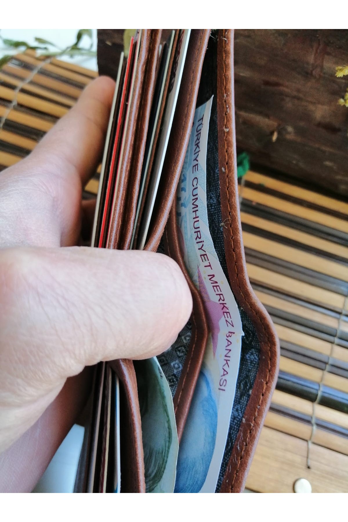 Erkek Cüzdan Köşeleri Oval Tasarım Kahve